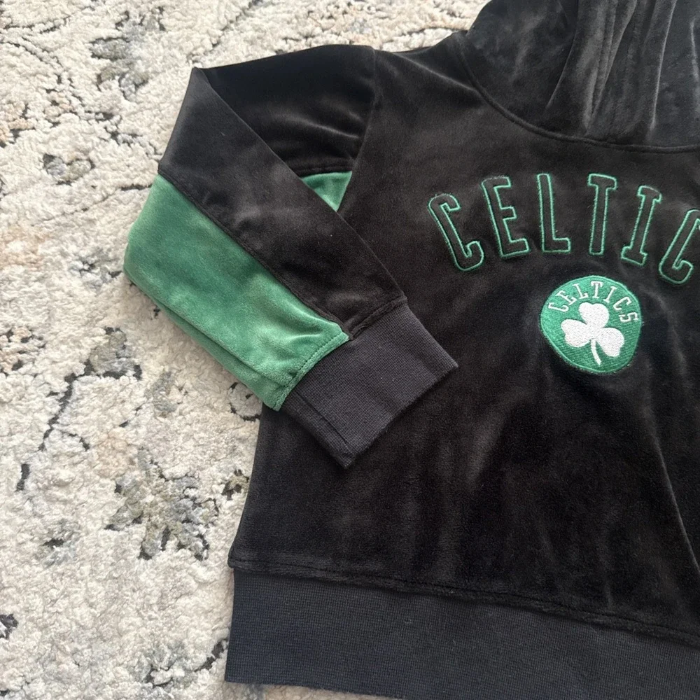NBA Boston Celtics Green & Black Toddler Hoodie Sweatshirt 4T Velour